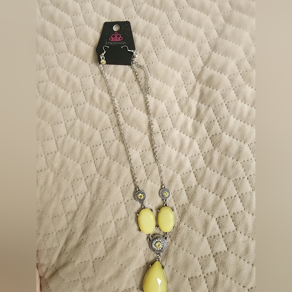 Paparazzi set, yellow, new‎
